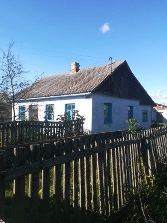 Продам будинок  5 км від Славути - фото 1