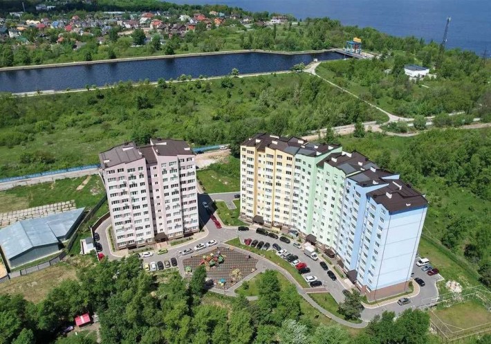 Продаж 2-кімнатної квартири в м. Вишгород, ЖК 4 Карата. Е-оселя - фото 1