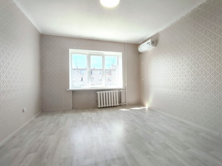 Продам 1-но комнатную малогабаритную квартиру в Новомосковске - фото 1