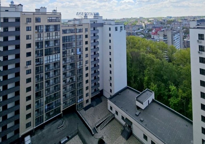 Видова квартира в ЖК Панорама - фото 1