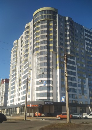 Панорамна 2-кімнатна квартира по Грушевського 110 в центрі міста! - фото 1