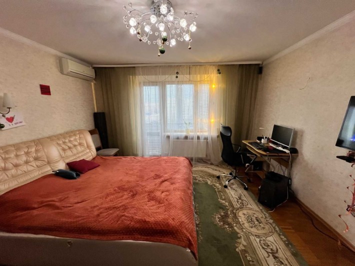 Продаж 3-х кімнатної квартири на вул. Келецька - фото 1