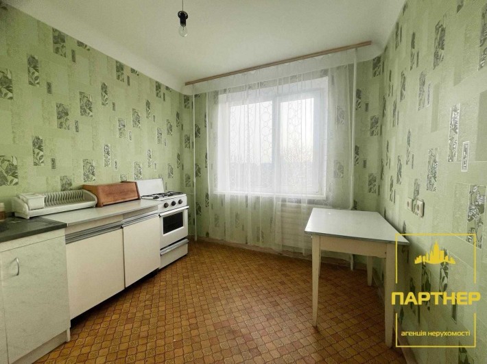 Продам 1 кімнатну квартиру на Сталінграда - фото 1
