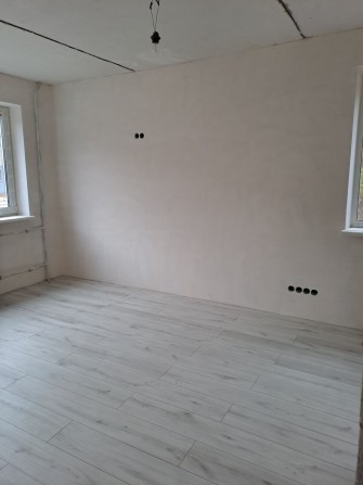 2 кімнатна квартира з новим ремонтом по вул. Металургів - фото 1