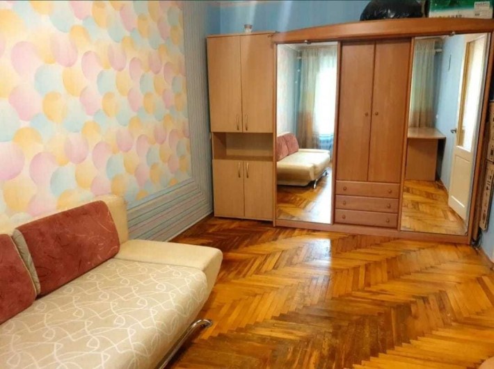 Продам 1 комнатную квартиру по ул. Школьная - фото 1