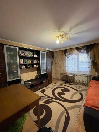 Продам затишну 2 кімнатну квартиру на Жадова - фото 1