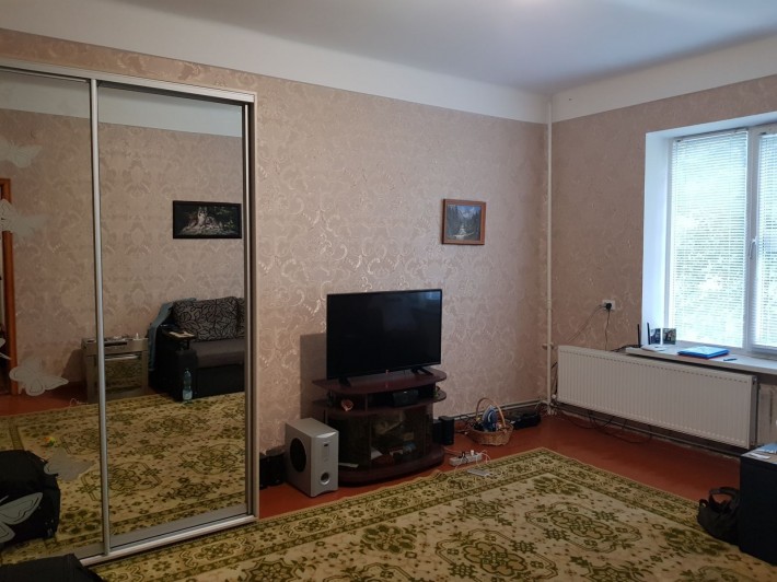 Продам 3 кімнатну квартиру Авіамістечко (Короленка) - фото 1