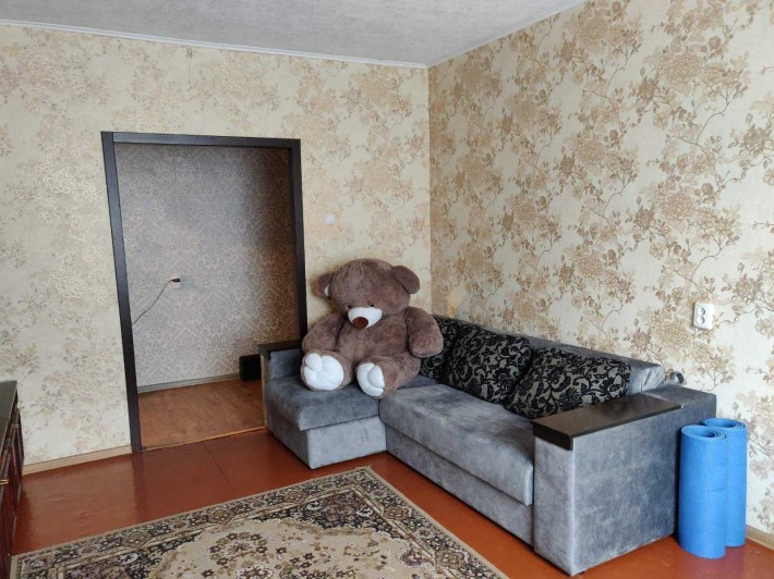 Продам срочно недорого 3 х квартиру  в Осипенковском районе - фото 1
