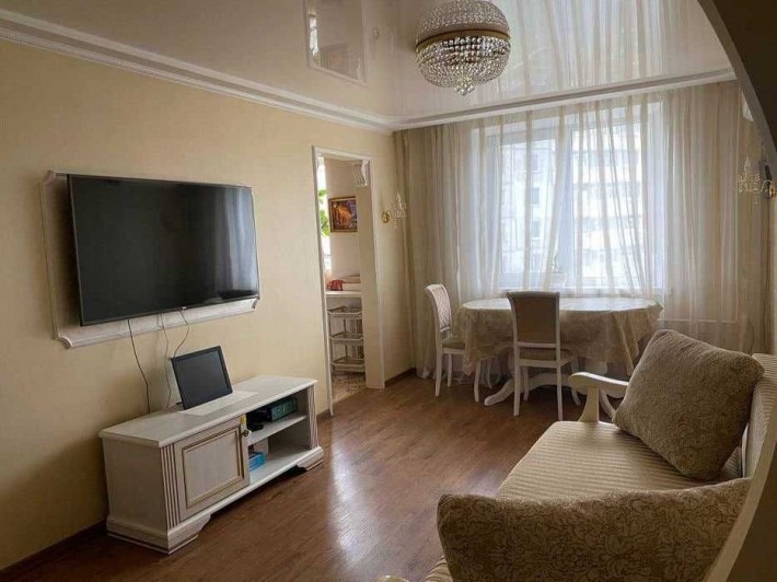Продам 3 комнатную квартиру с ремонтом метро Героев Труда - фото 1