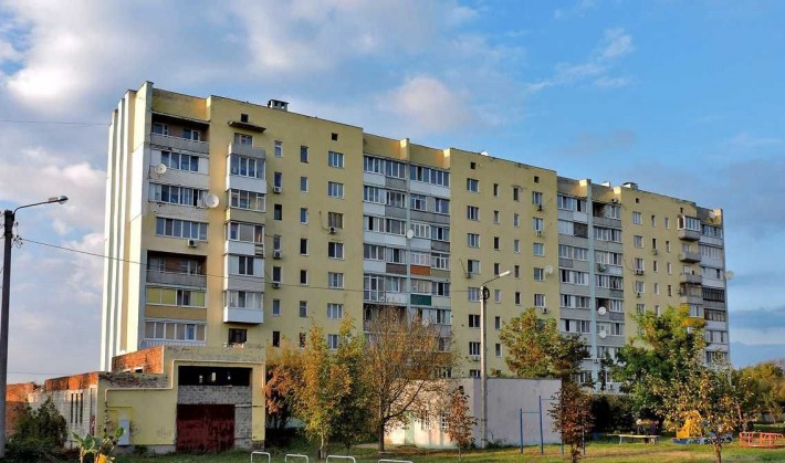 Продам 3 комнатную квартиру по проспекту Гагарина DA - фото 1