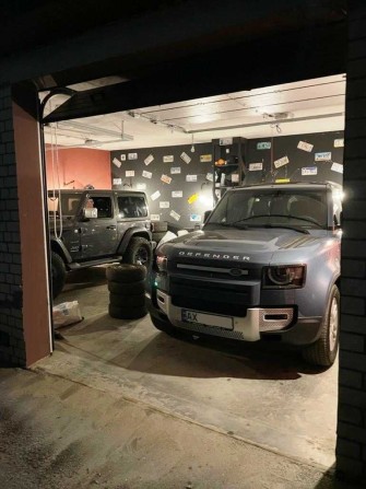 Алексеевка "Класс" продам два спаренных гаража с ремонтом "Победа-66" - фото 1