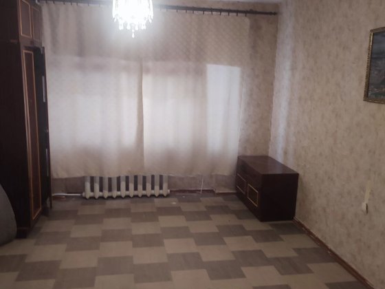 Продам 1- комнатную квартиру р-н Областной больницы Луганськ