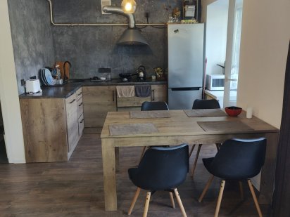 Отличная квартира-студия в доме магазина "Виктор" Житомир