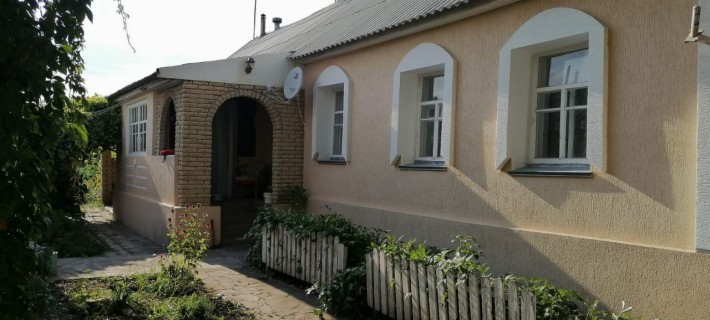 Продам отличный дом в Новосветловке, 75кв.м., 18 соток - фото 1