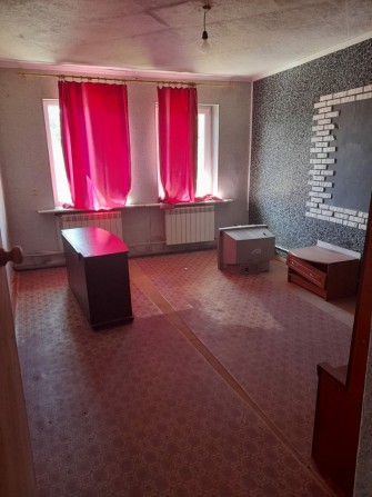 Продается 3-комнатная квартира в г. Александровск - фото 1