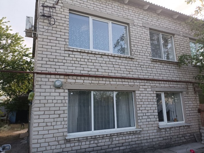 Продается дом коттеджного типа в Станице Луганская - фото 1