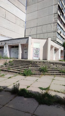 Продажа помещения на кв. Героев Сталинграда - фото 1