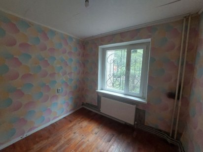 Продам 4х.комн.квартиру 2 мкрн Левый берег р-н "Бомбы"