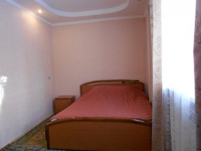 2к потижнево та подобово, центр, поруч ринок та Глобал, 5 спальних місць Житомир