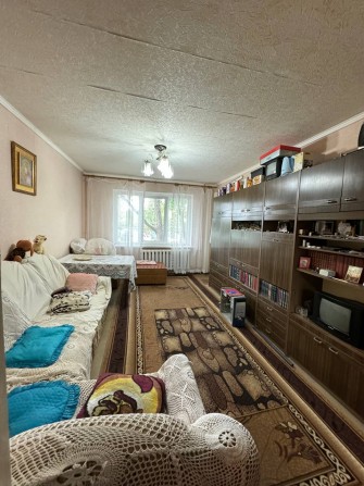 Продам 3-х комнатную квартиру на квартале Ленинского Комсомола - фото 1