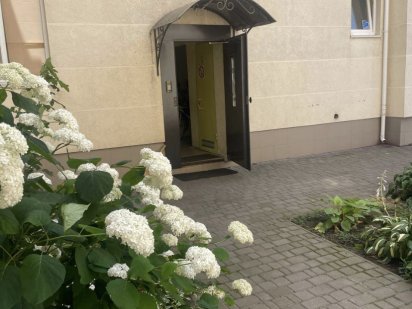 Продам 2-хком с АГВ Одесса