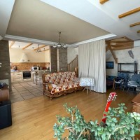 Продаж будинку біля річки Дніпро Дніпро