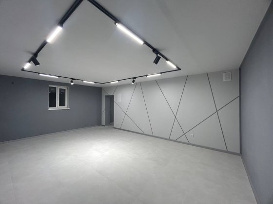 Продаж комерційного приміщення в ЖК " Фільварок"