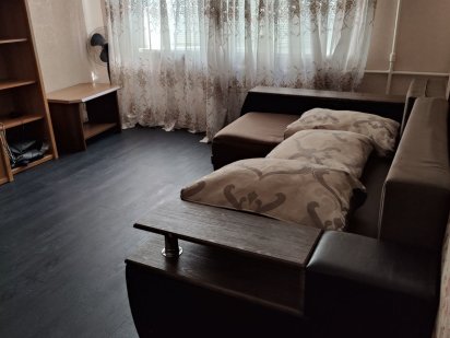 2-х комнатная в центре. Документы командировочным Житомир