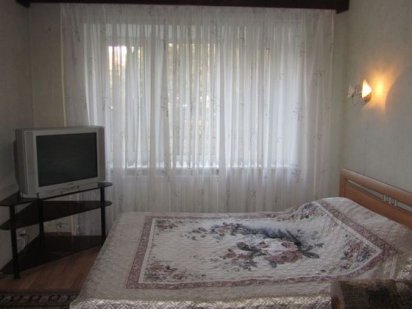 Простая очень аккуратная и чистая 2-х ком. квартира Житомир