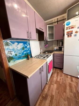 Продам 3х комнатную  квартиру - фото 1