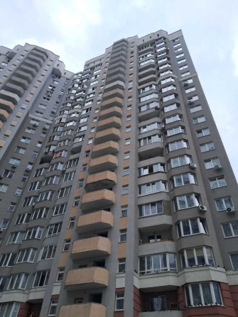 Продаж 3х кімн. кв. Коцюбинське м.Академгородок, вул.Панамарьова,26 - фото 1