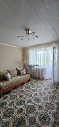 Продам 3-х кім. квартиру - фото 1