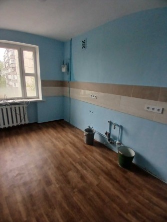 продаж без комісії  4х кімнатної квартири в центрі - фото 1