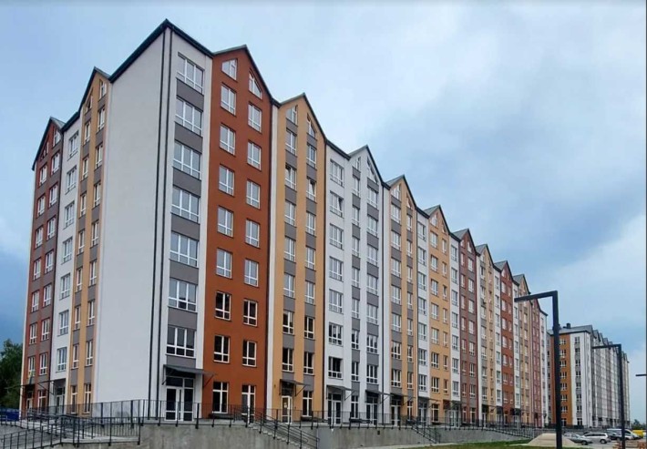 Продаж 2к квартири 52.1 кв. м на вул. Анатолія Луценко 23 - фото 1