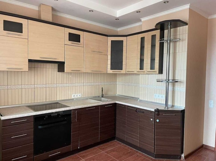 Бровари продам гарну 2 кім.квартиру 75 м.ЖК Купава. - фото 1