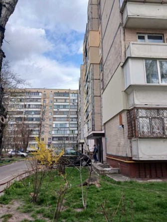 Продаж 1-но кімнатної квартири 40м2, вул. Ч. Запорожців ( Короленка ) - фото 1