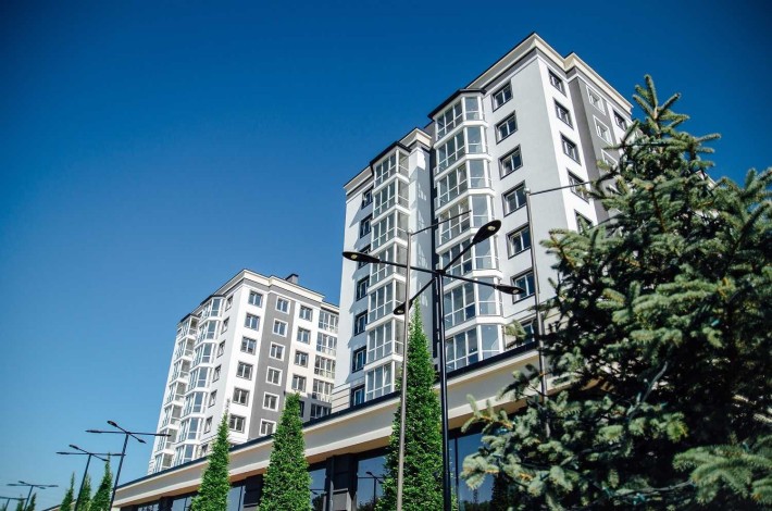 Продам 2к Квартиру з Ремонтом  в центрі Бучі - фото 1