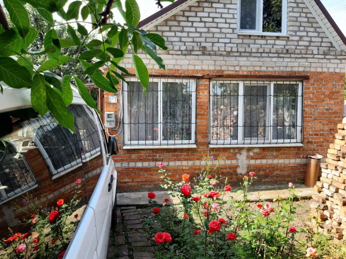 Продам частный дом с участком в г. Кривой Рог - фото 1