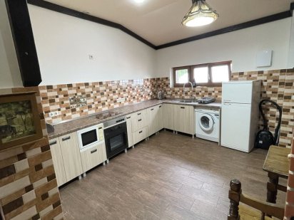 Здам комфортні апартаменти в центрі міста подобово Берегово