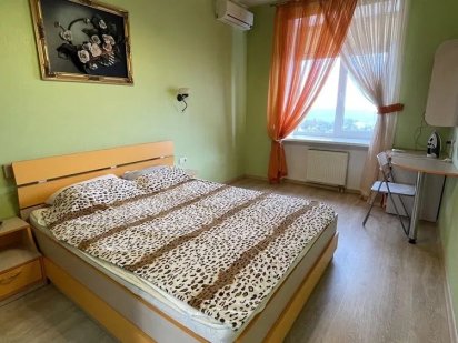 Спальня и кухня-студия с видом на море Черноморск