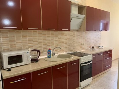 Свободна 1.09  2х ком.квартира в Новострое, низкий этаж Чорноморськ