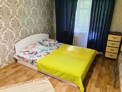 2 кімнатна квартира в центрі міста Кам'янець-Подільський