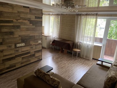 Свободна с2.07 по 5.07 !! Сдам свою 2-хкомнатную квартиру Черноморск