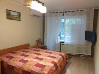 Сдам свою 2х квартиру на парковой 14а.,5эт. Посуточно. Черноморск