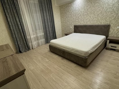 Подобово 2-к, центр міста, район к-ра Родина Краматорск