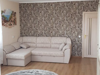 2-комнатная квартира на втором этаже г.Миргород сдам посуточно Миргород