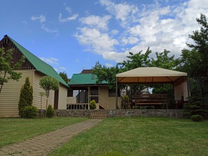 Сдам в аренду беседку и маленький домик для проведения праздников Высокий