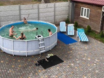 Будинок з басейном і сауною. У місті. Подобово/погодинно. Кривой Рог