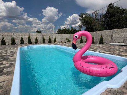 Погодинно:Окремий будинок,басейн,баня,лазня,центр міста!(95кв)