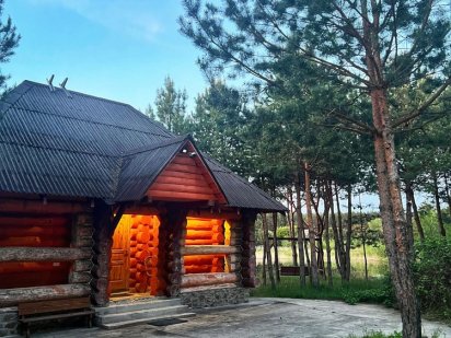 Будиночок біля озера аренда Київ